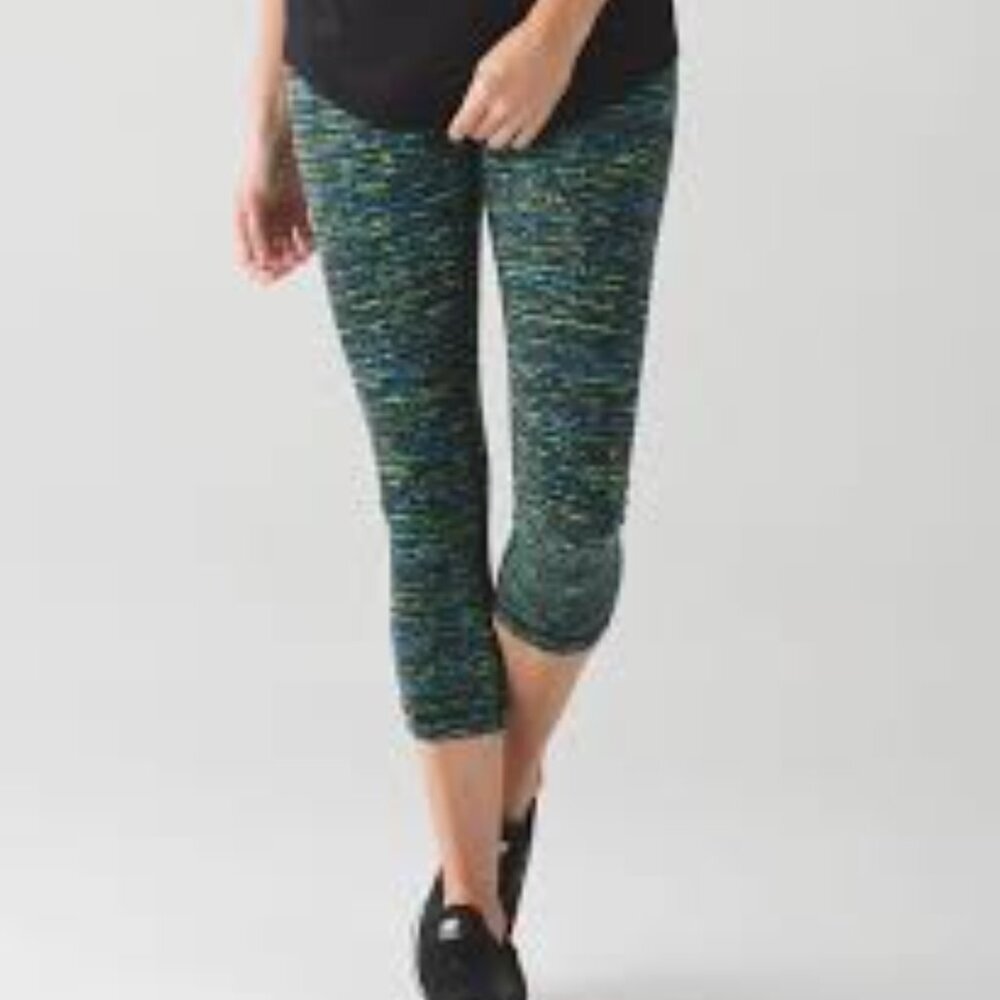 Lululemon Wunder Under Crop Hi-Rise Size 6